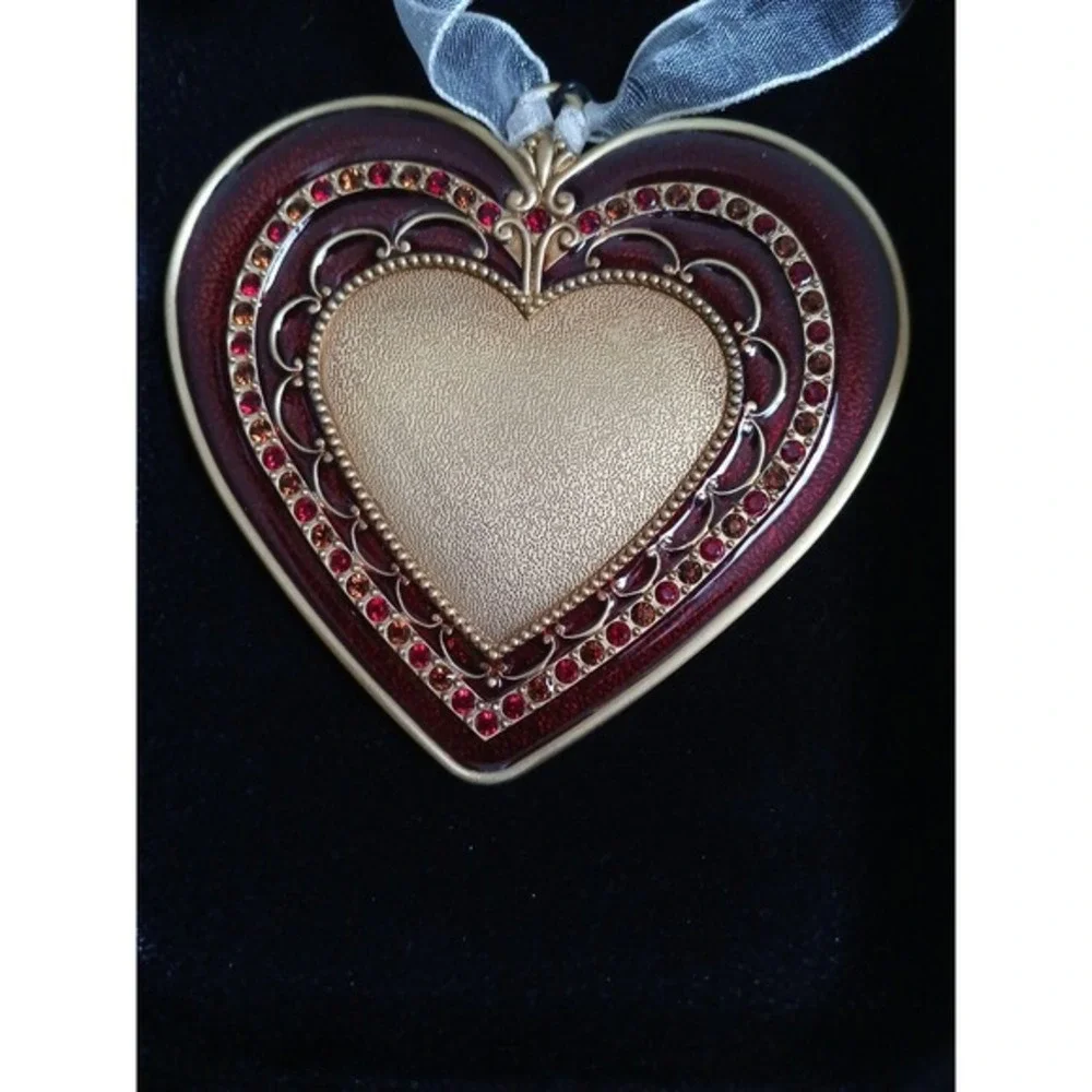 Things Remembered Wine and Roses Ornament Swarovski Crystal Components Wall Hang